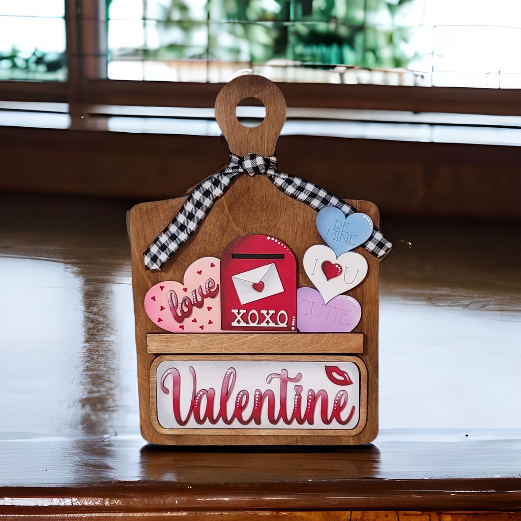 Breadboard with Interchangeable Holiday Inserts