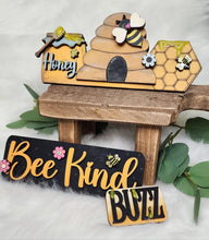 Load image into Gallery viewer, Breadboard with Interchangeable Holiday Inserts