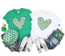 Load image into Gallery viewer, Green leopard heart