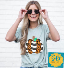 Load image into Gallery viewer, Leopard Stripe Pumpkin